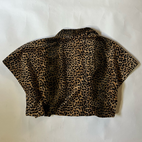 Leopard Shaw - Picture 3 of 3